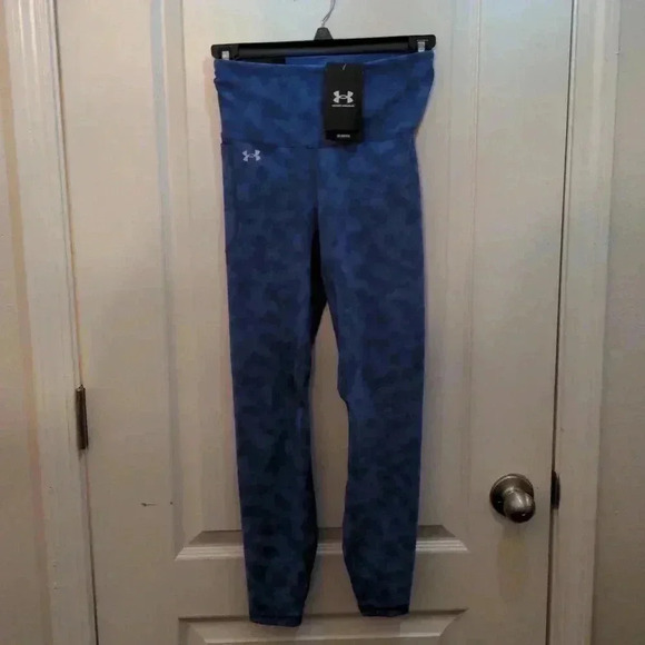 Women's UA Motion Ankle Leggings - Picture 2 of 11